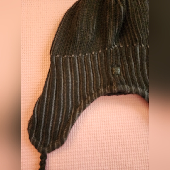 Unisex Stylish Black Hat - Picture 3 of 6